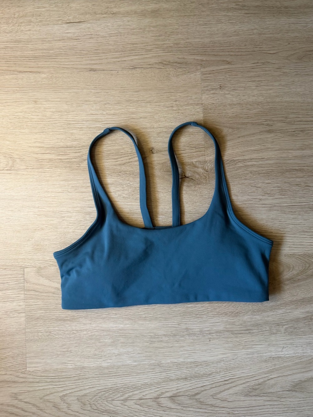 NWOT Vuori Yosemite sports bra